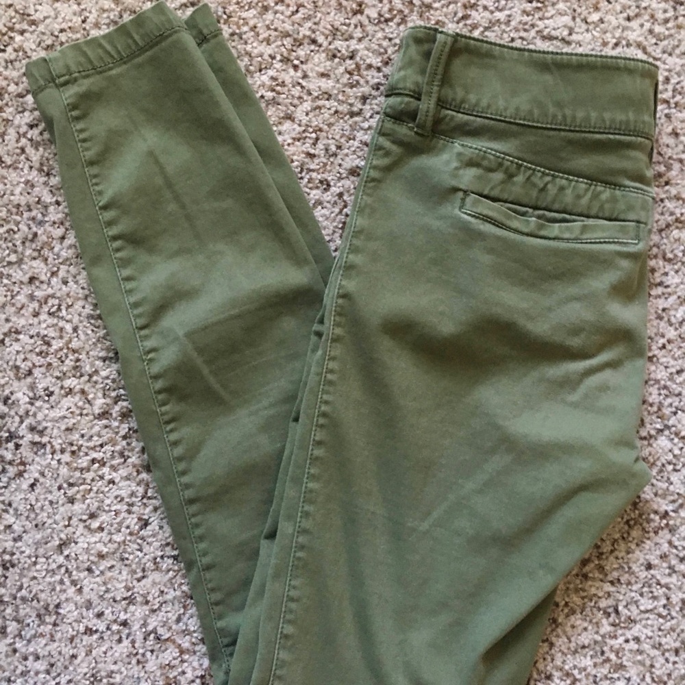 Ann Taylor Loft Olive Chinos